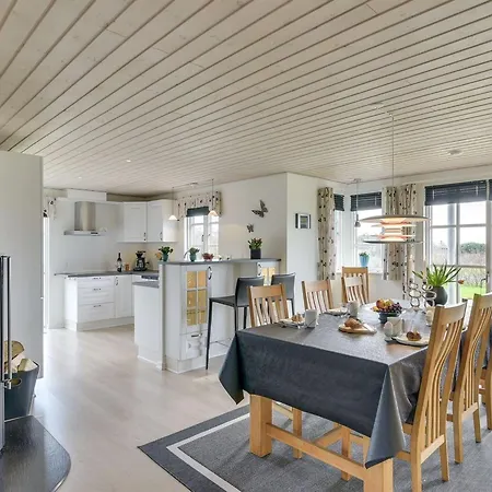 Benita - 400m To The Fjord By Interhome *